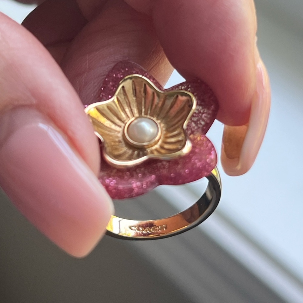Coach Flower Ring - Picture 2 of 9